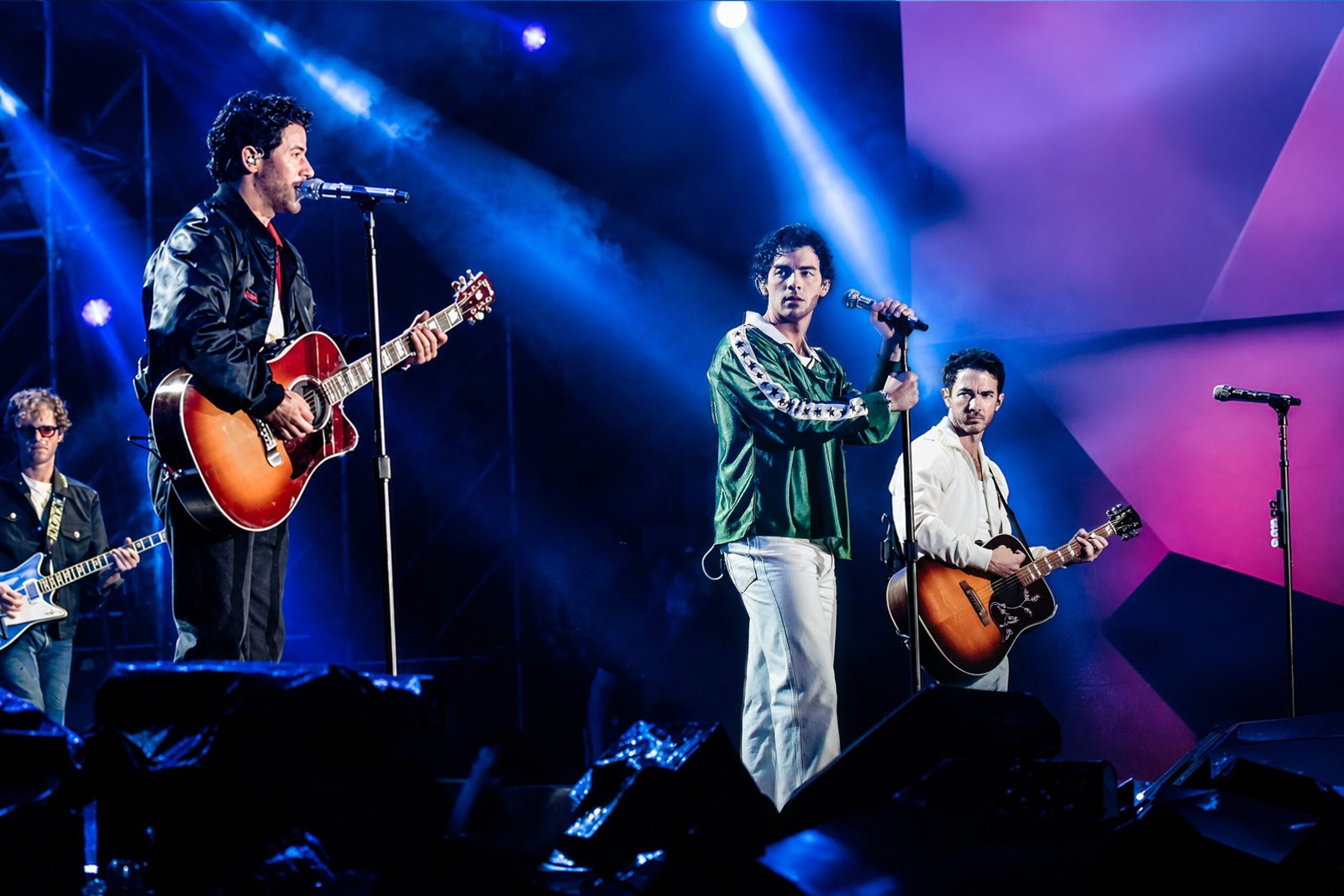 Jonas_Brothers_Tecate_Emblema_CDMX_2026_gio_blvvsh_studio